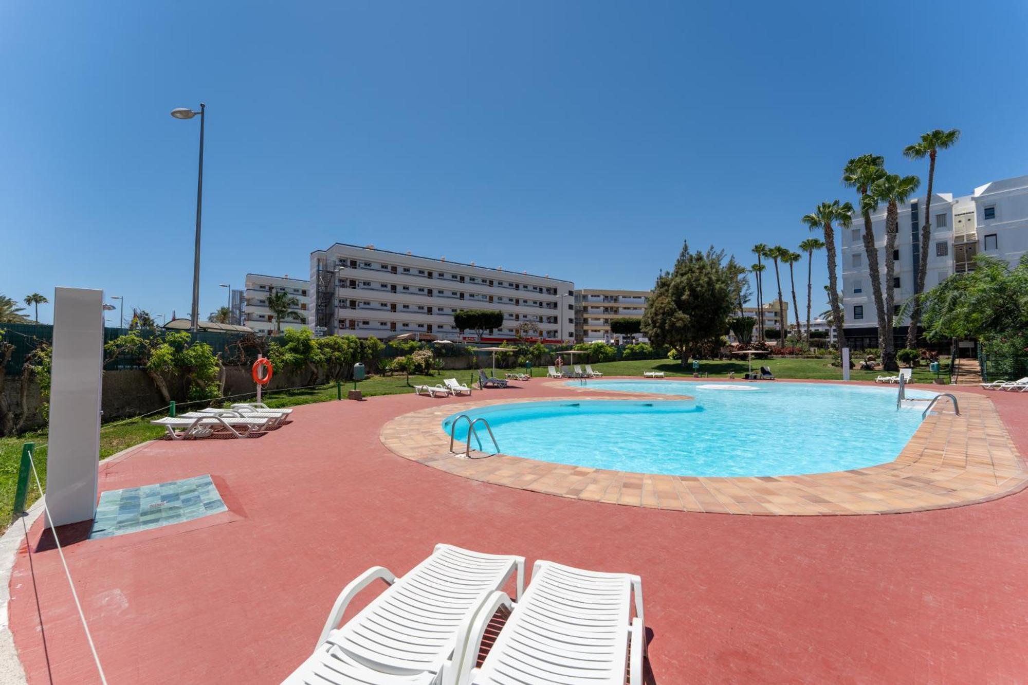 Garden View Apartment Iguazu 3 Near Yumbo Плайя-дель-Инглес Экстерьер фото